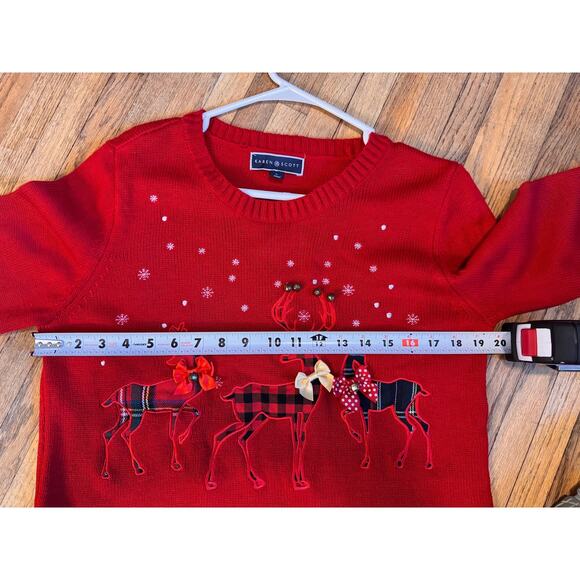 Adorable Karen Scott Christmas Reindeer Sweater - Picture 6 of 7